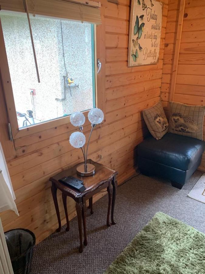 הוילה אינברנס Cosy Countryside Cabin מראה חיצוני תמונה